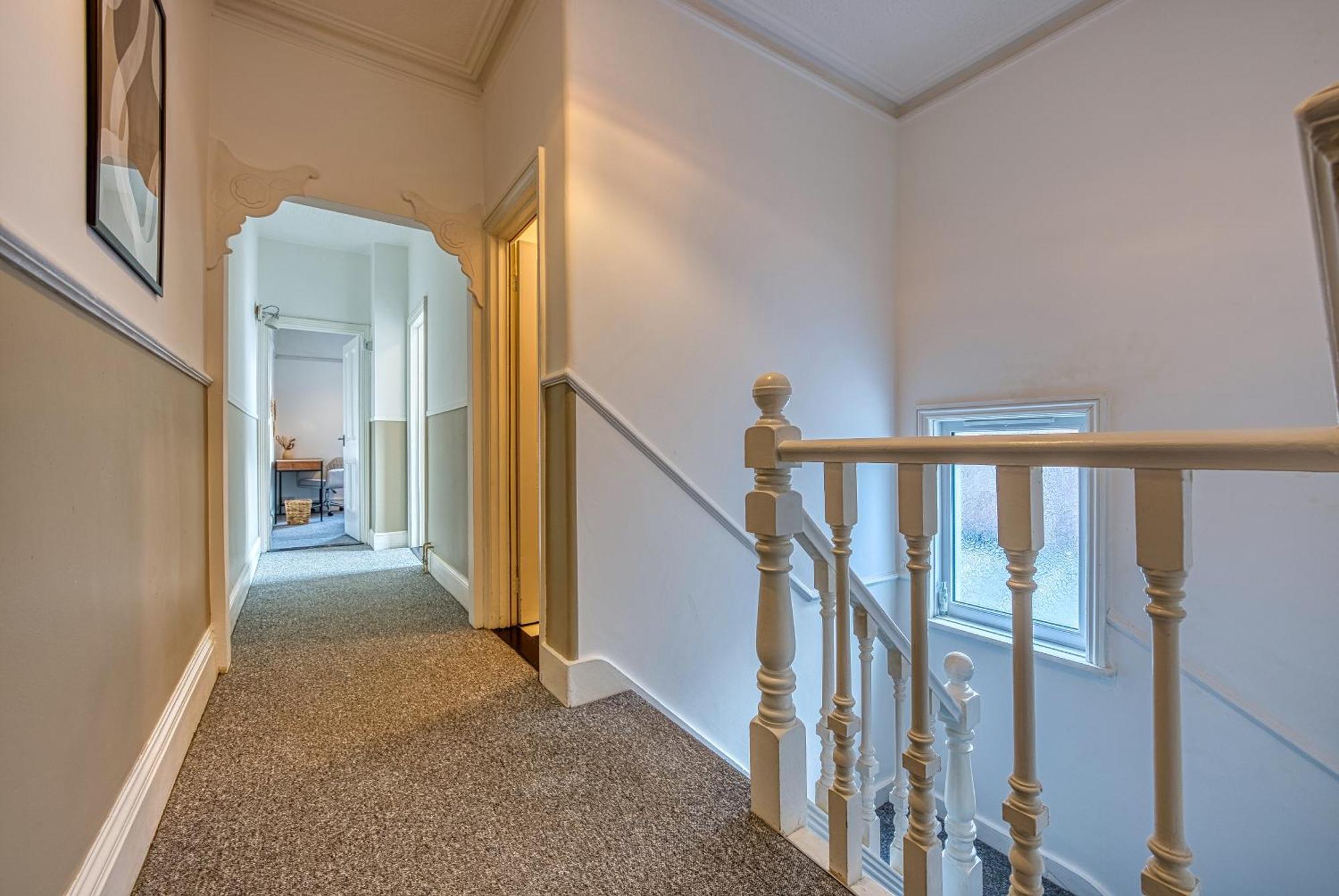4-br Manor, Stunning, Modern And Spacious- Pet Friendly! Sleeps 9, - By Blue Puffin Hébergement de vacances Portsmouth