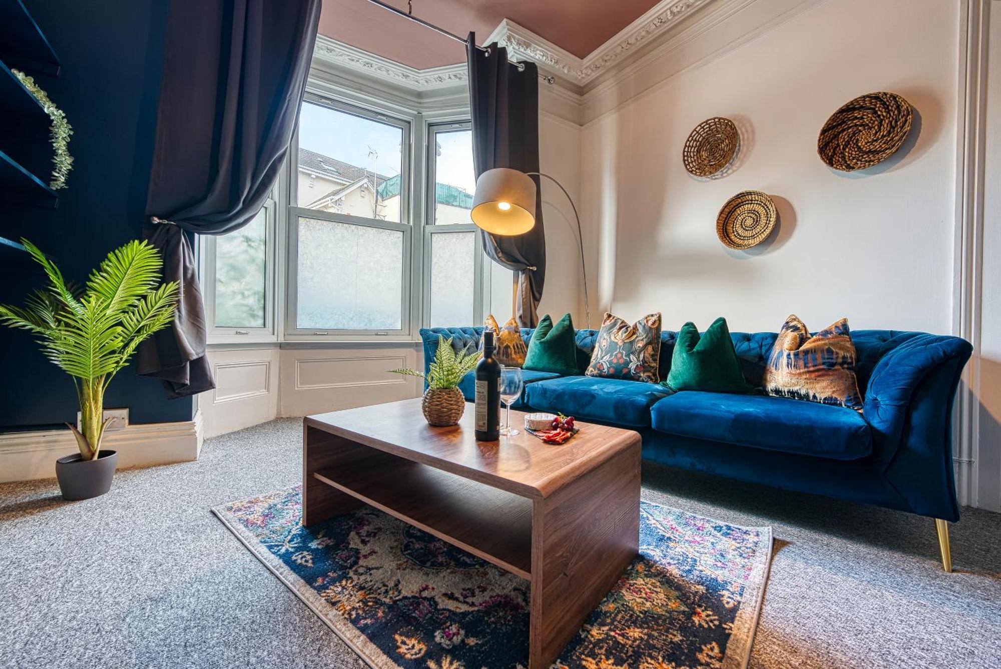4-br Manor, Stunning, Modern And Spacious- Pet Friendly! Sleeps 9, - By Blue Puffin Hébergement de vacances Portsmouth