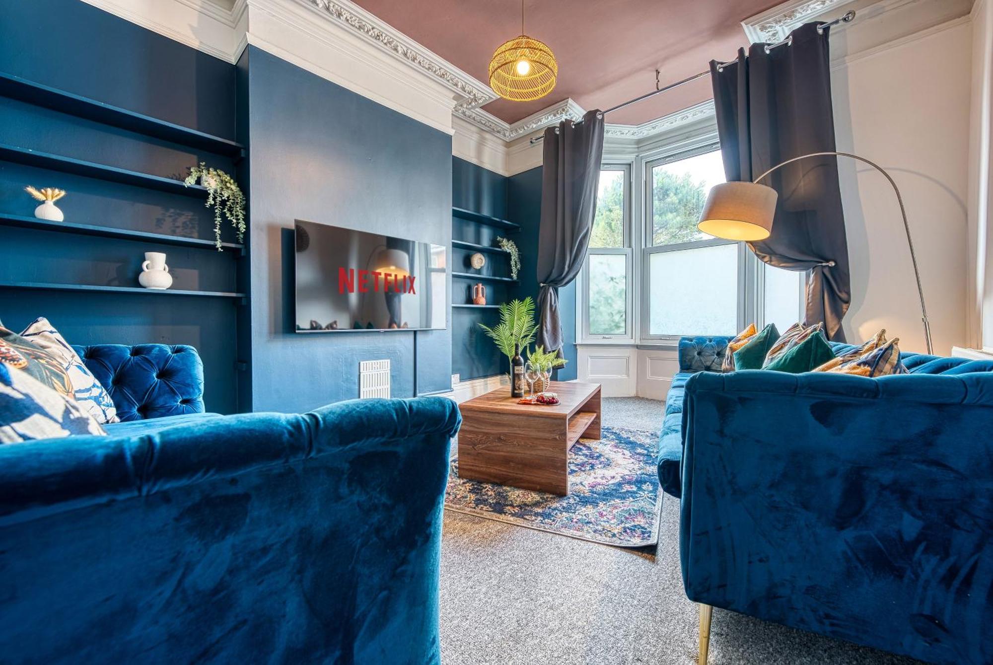 4-br Manor, Stunning, Modern And Spacious- Pet Friendly! Sleeps 9, - By Blue Puffin Hébergement de vacances Portsmouth